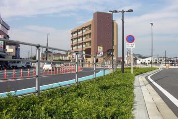 蓮田駅西口駅前広場