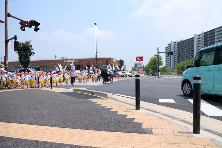 《特集》耐衝撃性車止 ハイパーボラード